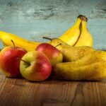 Frutto ricco di triptofano, ideale per migliorare il sonno e favorire un riposo profondo.