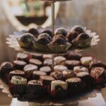 Dolci serali e metabolismo: effetti sul corpo e consigli per una dieta equilibrata.